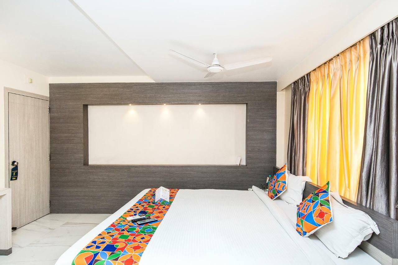 Fabhotel Shivangan Kolkata Airport - Fully Vaccinated Staff Экстерьер фото